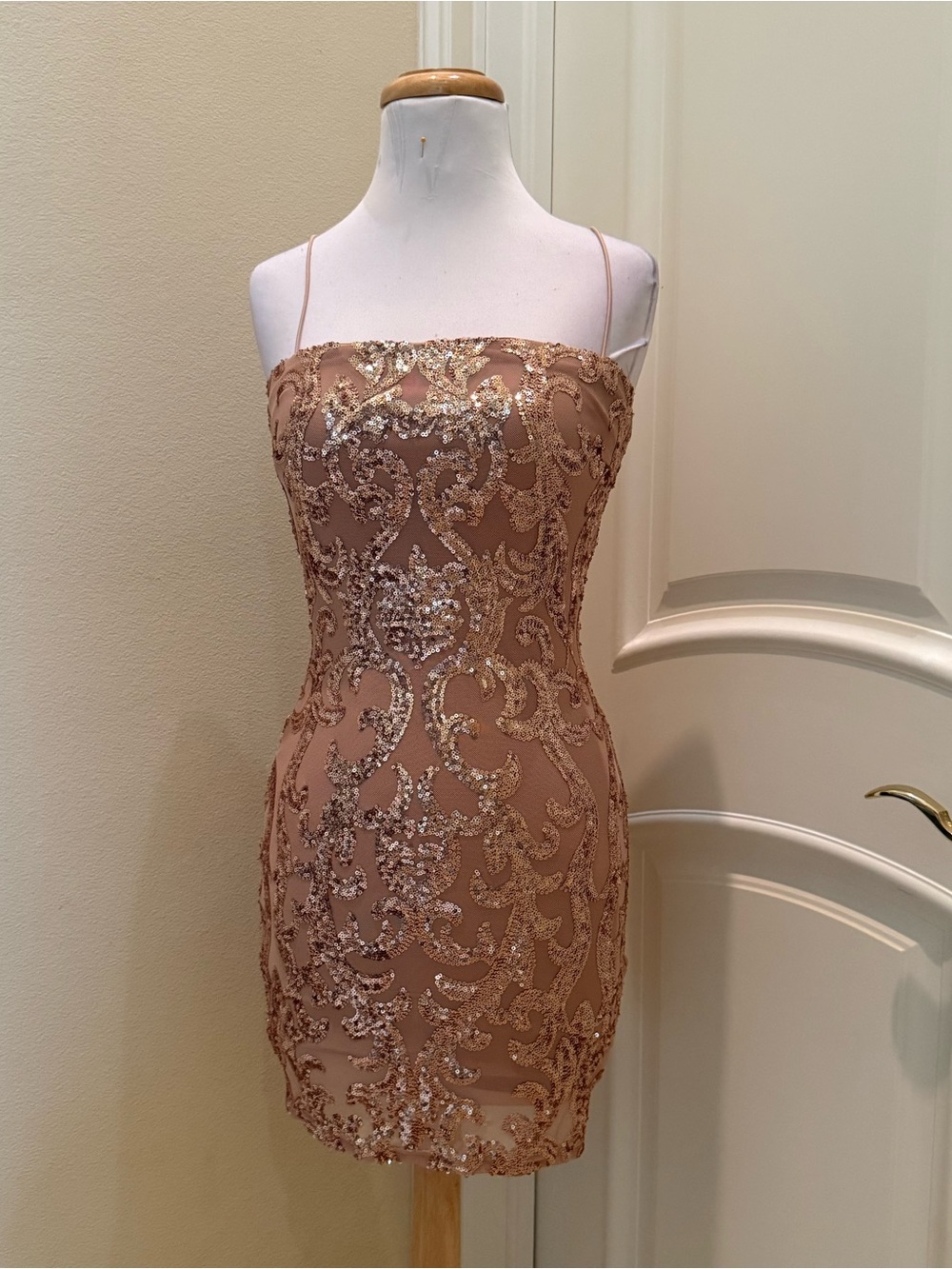 Windsor rose sequined  mesh dress